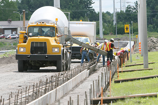 Best Affordable Concrete Contractor  in Mount Vernon, IA